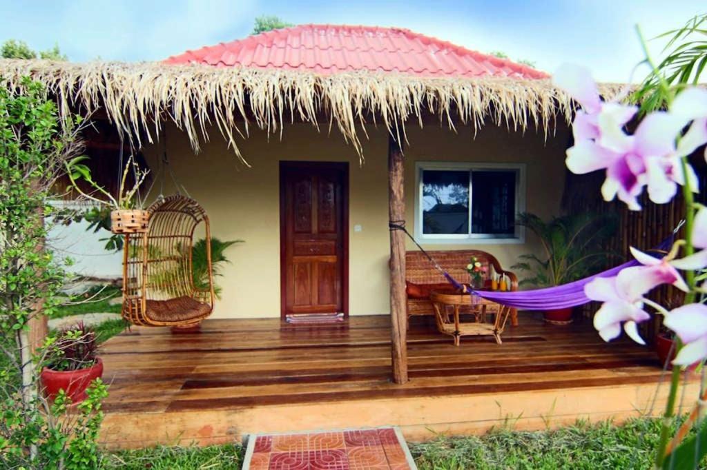 Sunset Lounge Hotel Сиханоуквил Екстериор снимка