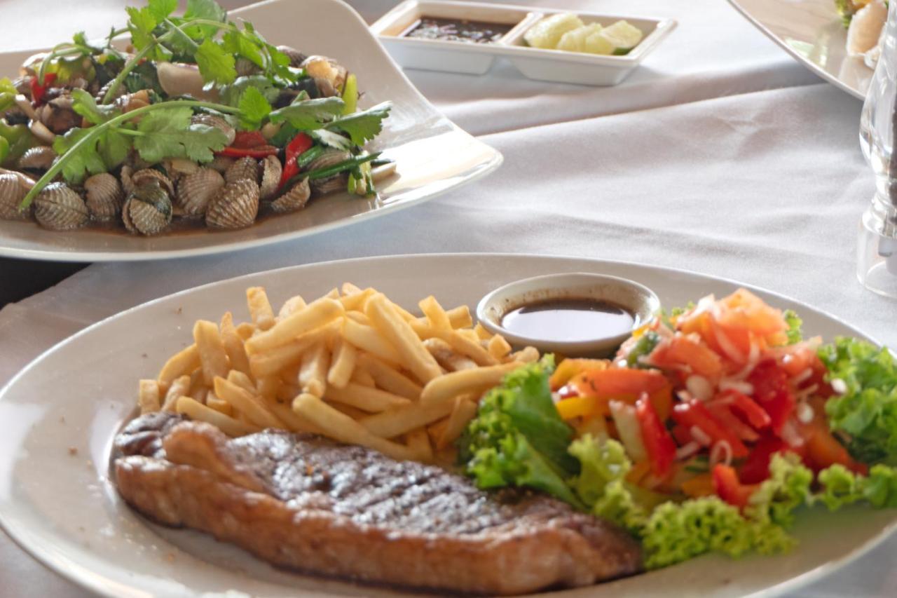 Sunset Lounge Hotel Сиханоуквил Екстериор снимка