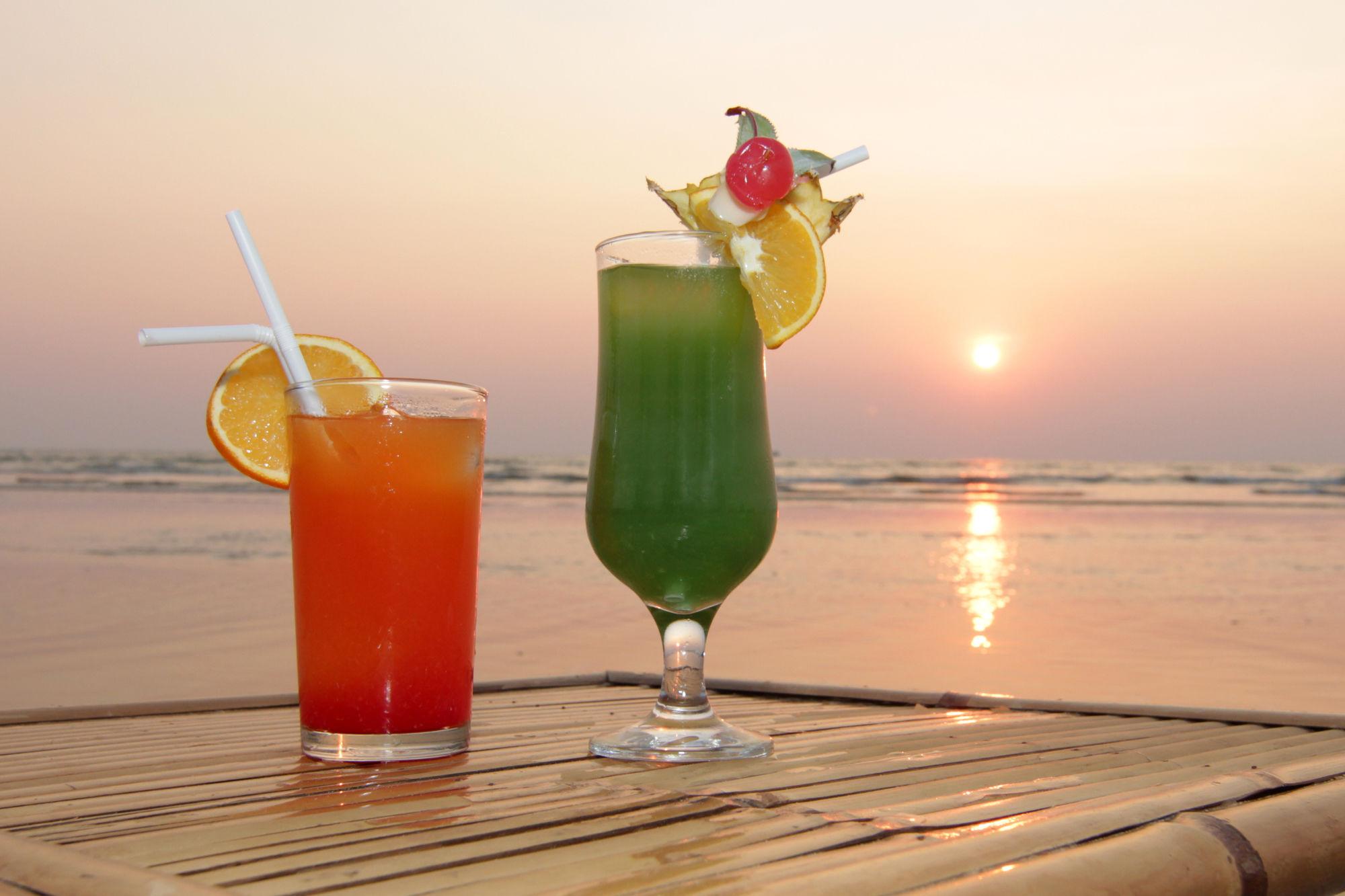 Sunset Lounge Hotel Сиханоуквил Екстериор снимка