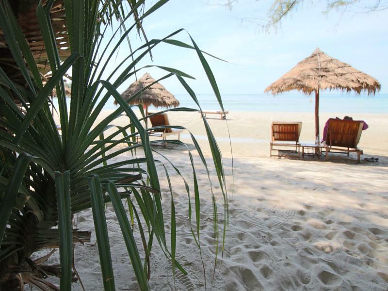 Sunset Lounge Hotel Сиханоуквил Екстериор снимка